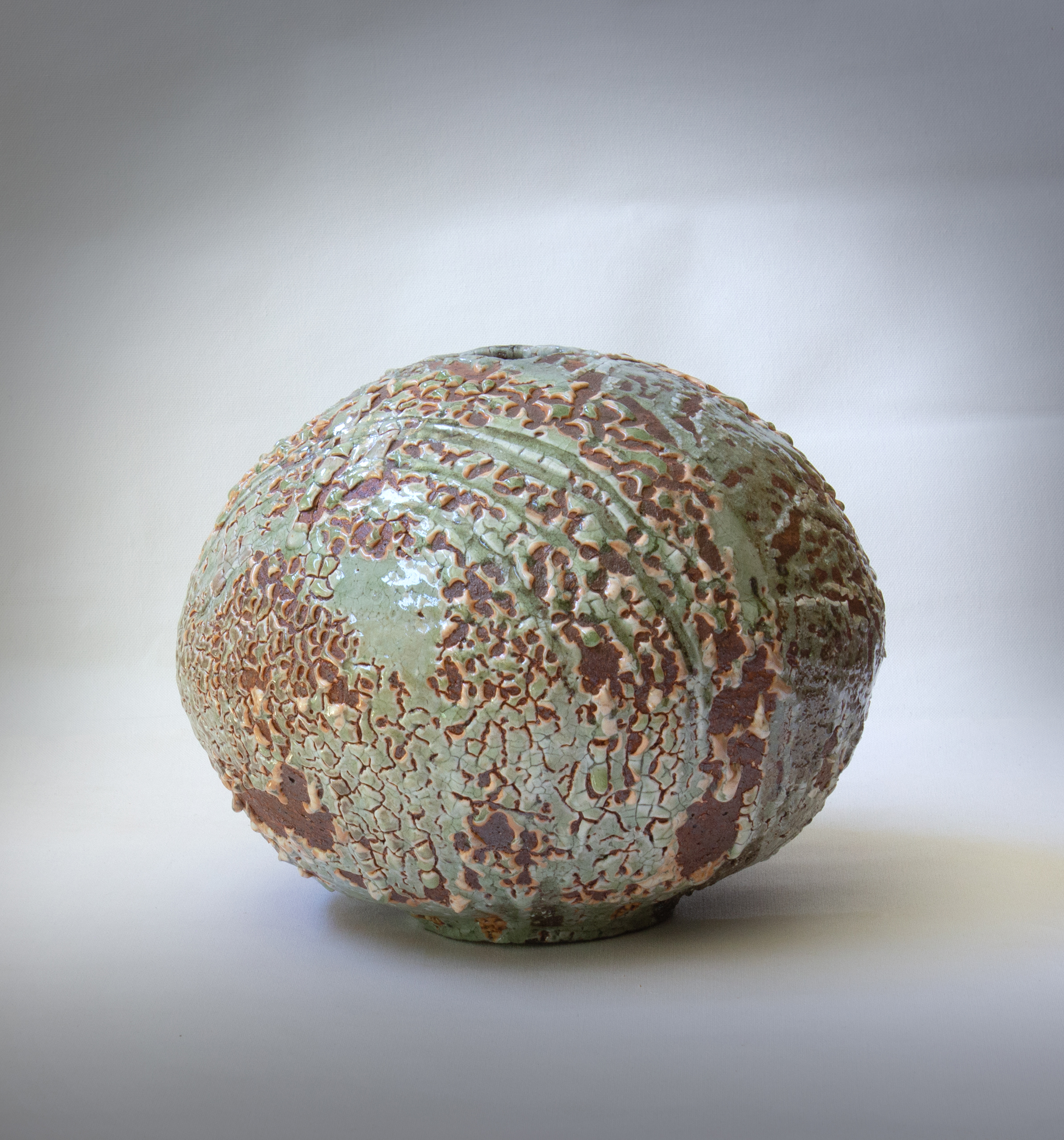 1_Large Jar, ash & shino glaze_Jean_McMaster_Ceramics_2024